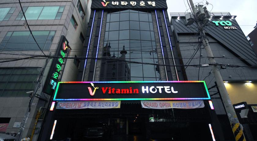 Vitamin Hotel