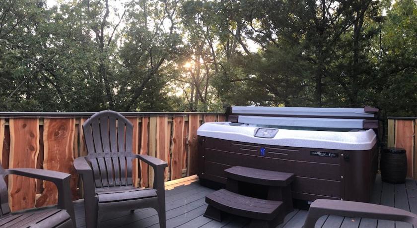 The Cottage Treehouses photo