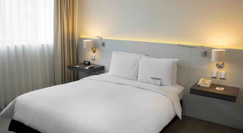 Sol de Oro Hotel & Suites photo