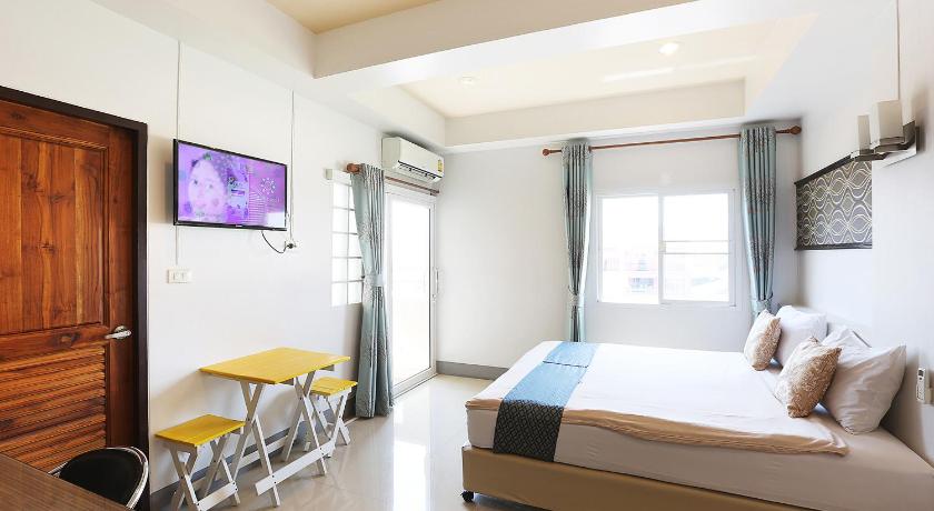 Image of Standard 1 King Bed 12