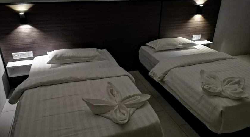 セムポルナ Luna Guesthouse ホテル 客室