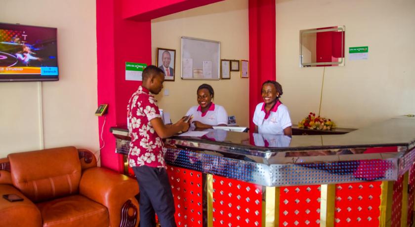 Sheratton Regency Hotel photo