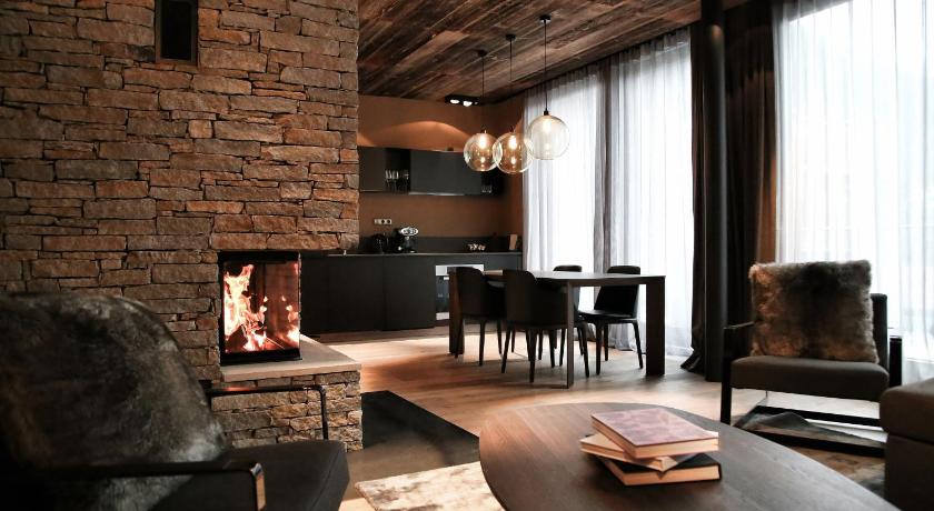 Image of Minotti Suite 3