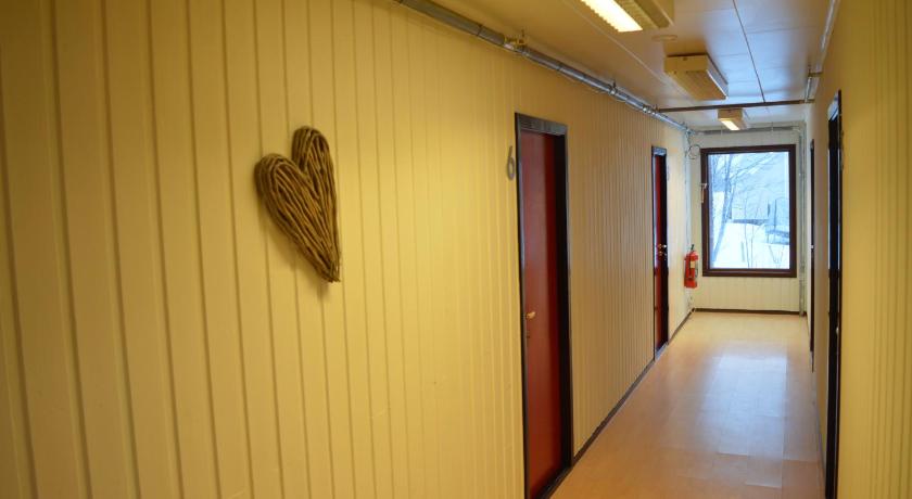 Lyngenfjord, Frøyas hus photo