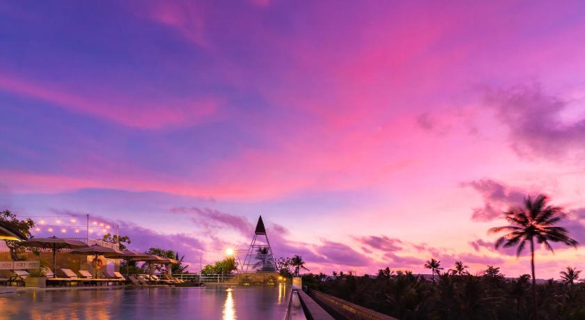 バリ FOX Hotel Jimbaran Beach Bali 4つ星 ホテル 施設