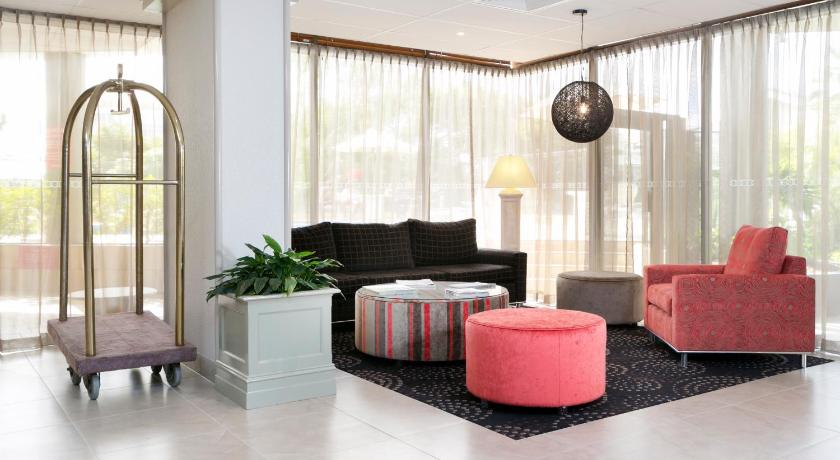 The Summit Apartments photo