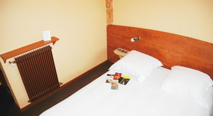 Image of Superior Queen Room 0