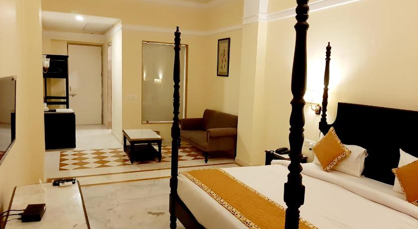 Umaid Lake Palace Kalakho Dausa - An Organic Retreat