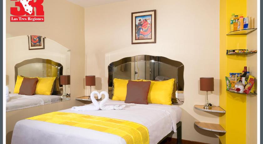 Hospedaje Las Tres Regiones — Hotel in Lima
