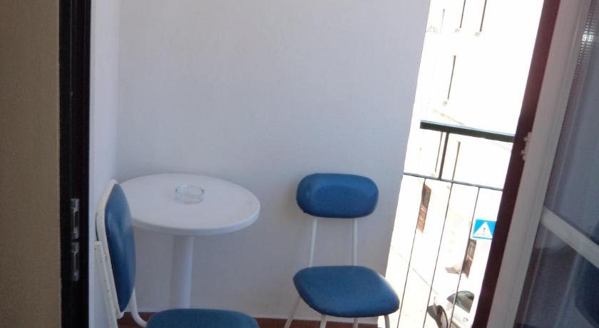 Image of Double Room with Balcony with Front View 5