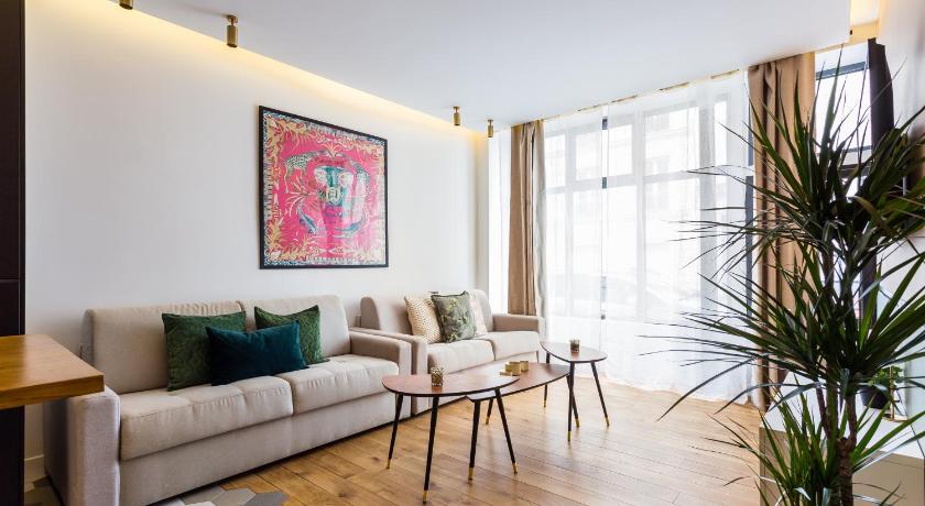 CMG Charonne / Voltaire III — Hotel in Paris