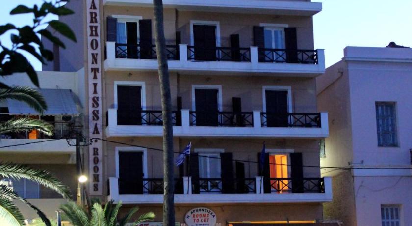 Archontissa — Hotel in Syros