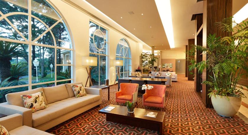 Royal Palm Plaza Resort photo