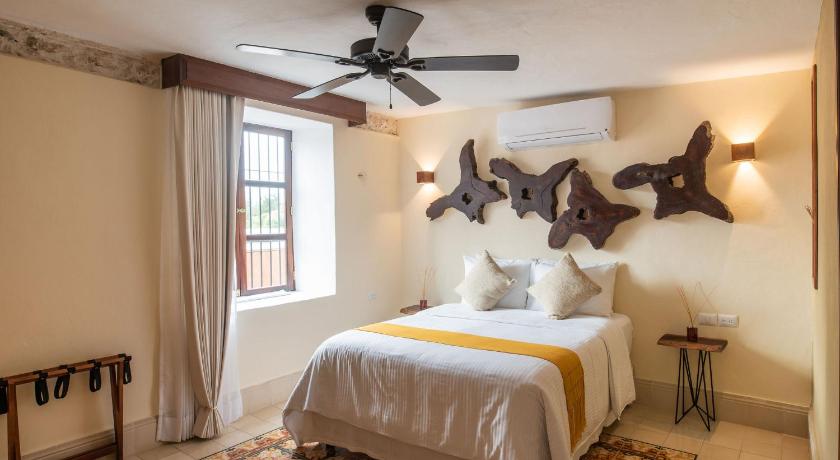 Image of Deluxe Room 1