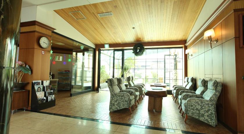 Mountain & Ocean Hotel photo