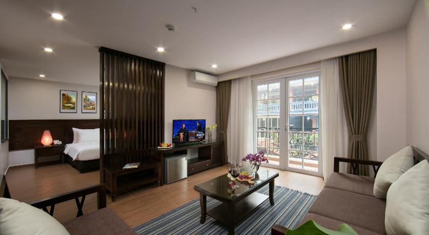 Image of Suite City View 1