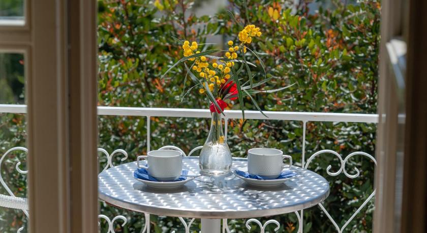 Mimoza — Hotel in Spetses