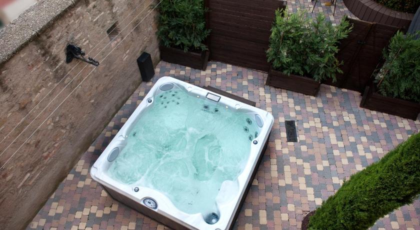 Les Clarisses Boutique Hotel