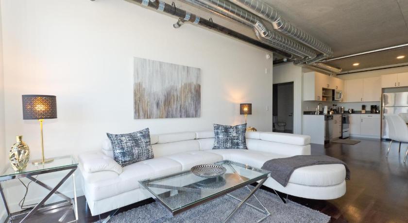 Best Price On Downtown Seattle Corporate 2 Bedroom Suite In