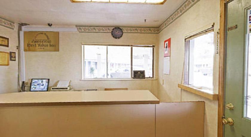 Americas Best Value Inn Livermore photo