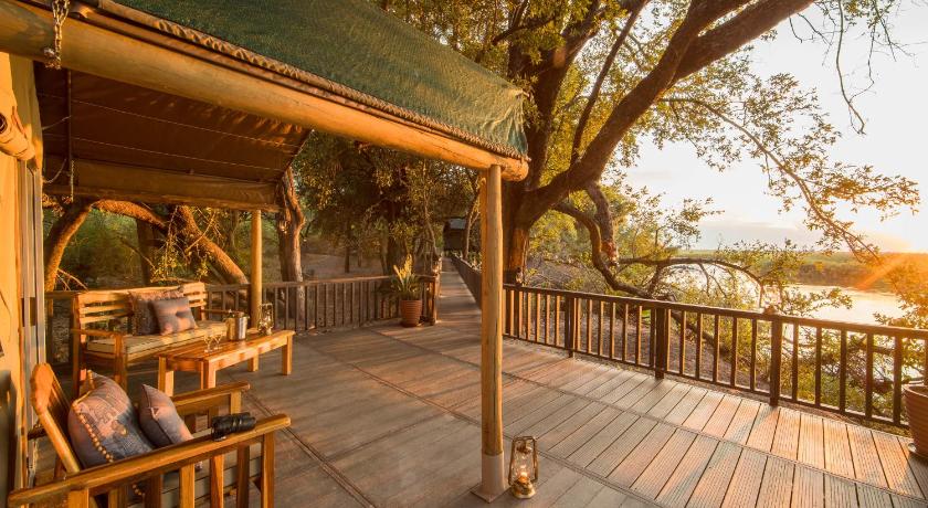 Xaro Lodge photo