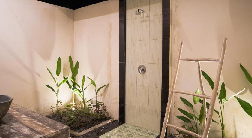 Kayuna Villa photo