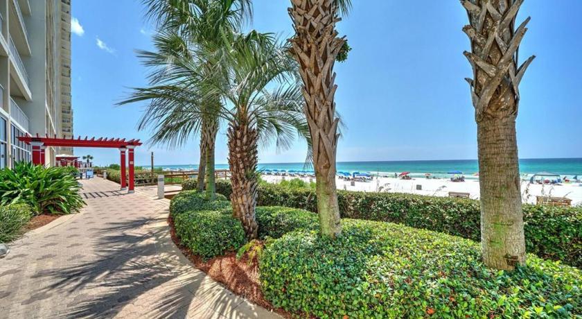 Majestic Beach Towers Resort by Panhandle Getaways photo