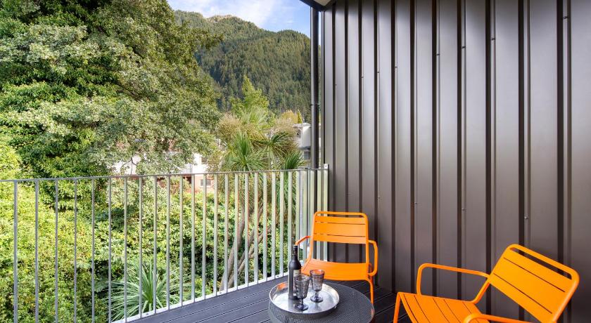 Koura Apartments Central Queenstown photo