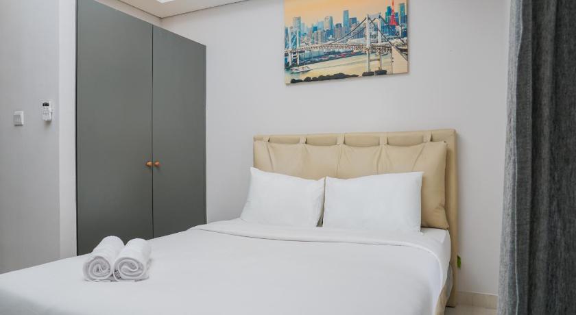 Comfy Studio Taman Anggrek Residence Apartment By Travelio