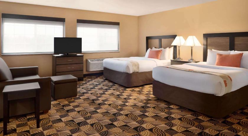 Hawthorn Suites By Wyndham Oak Creek/Milwaukee Airport