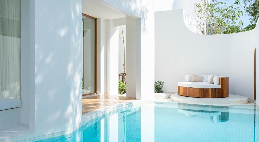 Image of Garden Two Bedroom Family & Friends Suite 4