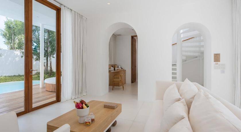 Image of Garden Two Bedroom Family & Friends Grand Villa 14