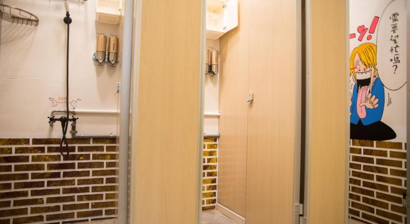 Image of Double Room with shared bathroom room 6