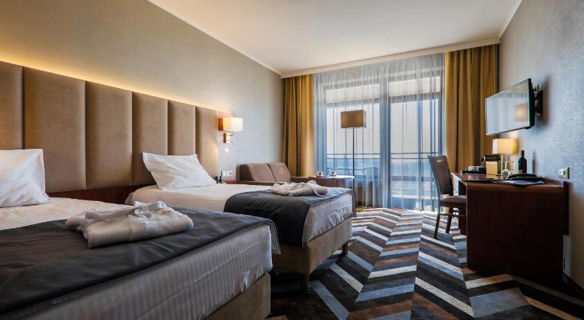 Hotel Belweder photo