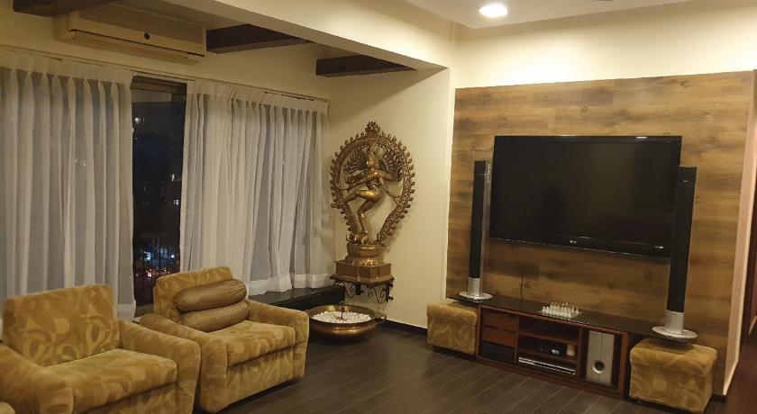 2 Bhk Terrace Apartment Juhu Lane Mumbai In India Room