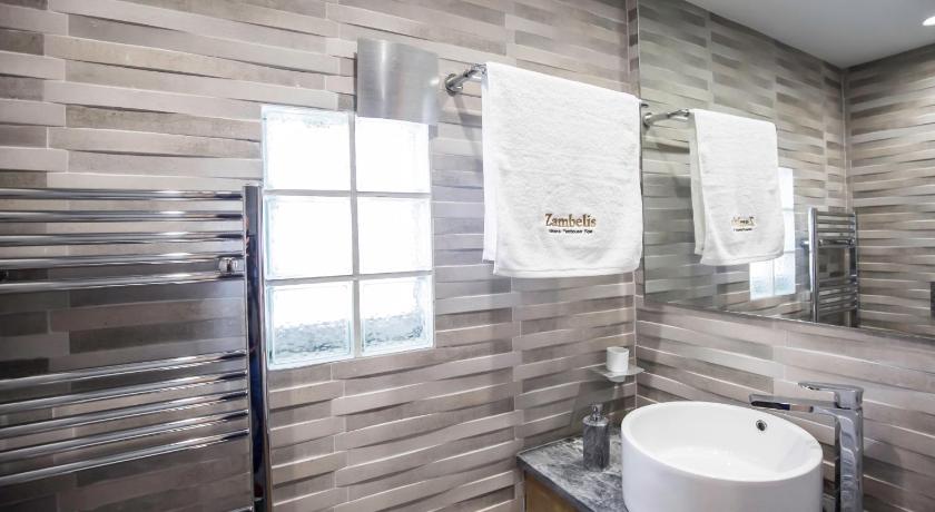 Zambelis Athens Penthouse Spa photo