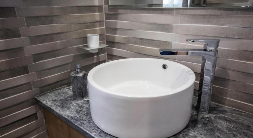 Zambelis Athens Penthouse Spa photo