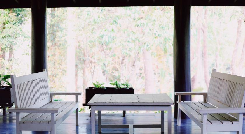 チェンライ Villa Darakorn 4つ星 ホテル レストラン