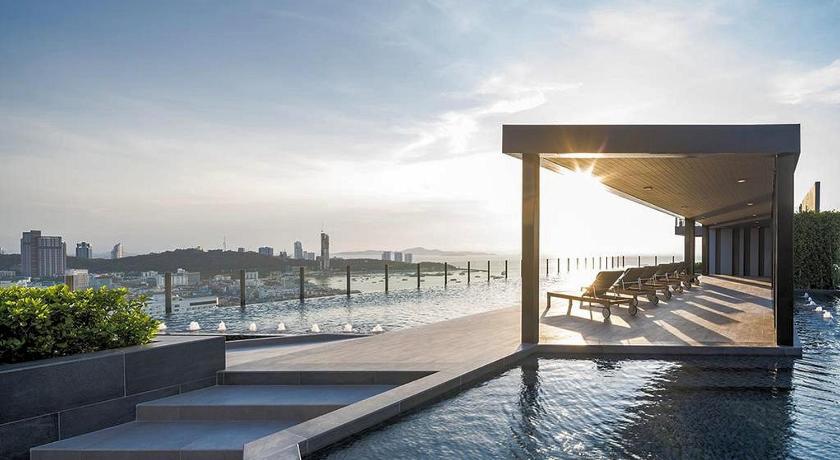 The Base Central Pattaya By Pattaya Holiday photo