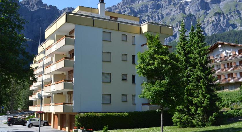 Baron / Baronesse Apartments — Hotel in Leukerbad