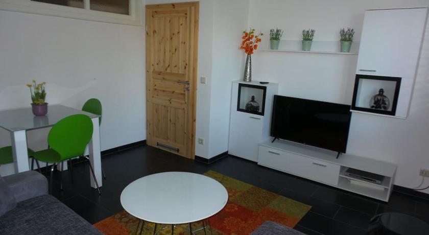 Erdgeschosswohnung im Stadtzentrum photo
