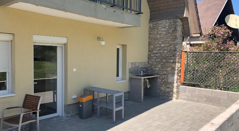 Juno Apartman Vendeghaz photo