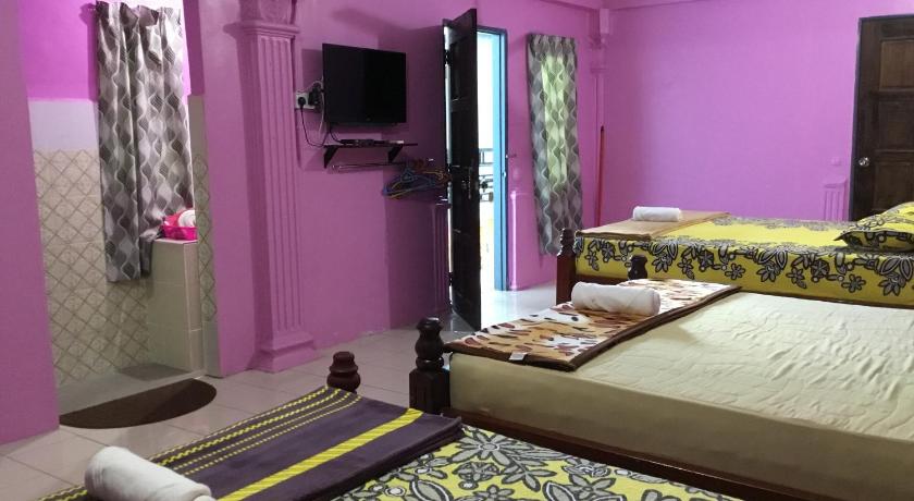 Family Room (Pakej G2) — Hotel in Semporna