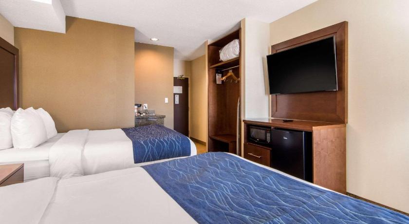 Comfort Inn and Suites Medicine Hat