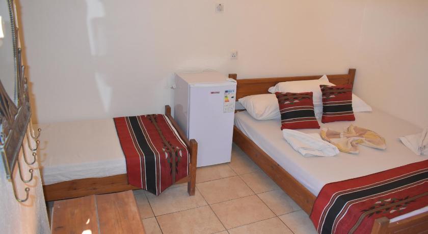 Image of Triple Room 7