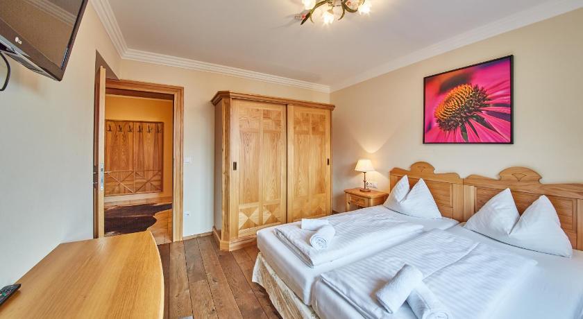 Image of Two-Bedroom Apartment 13