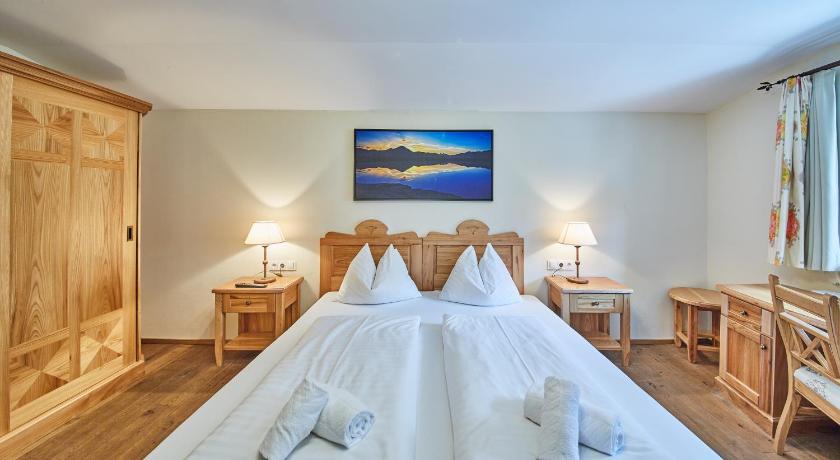 Image of Two-Bedroom Apartment 6