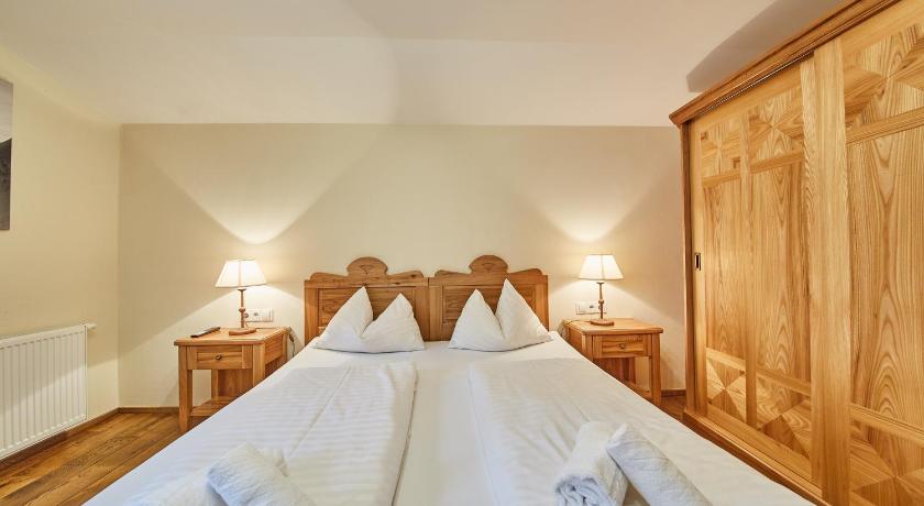 Image of Two-Bedroom Apartment 12