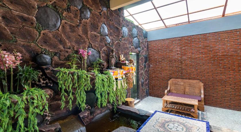 Dicky Guest House 2 Batu Bolong photo