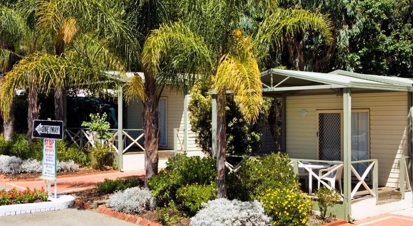Acclaim Kingsway Tourist Park photo